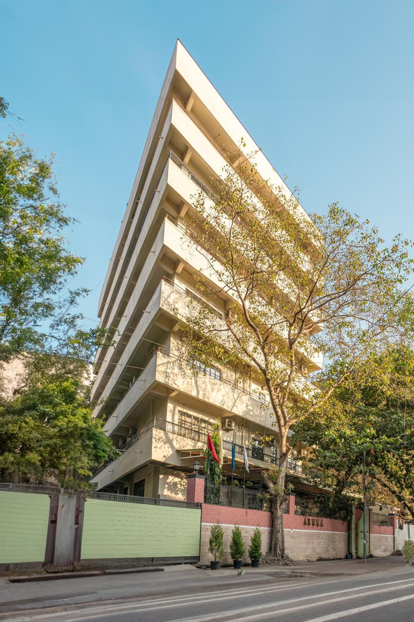 Arnna Hotel - Goregaon Mumbai Exterior photo